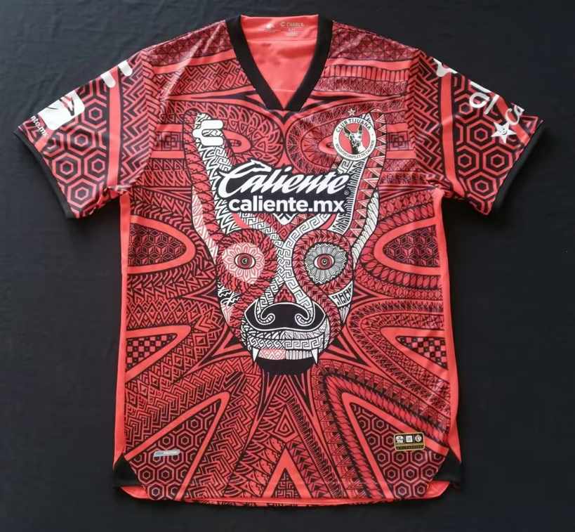 22-23 Tijuana rouge édition spéciale