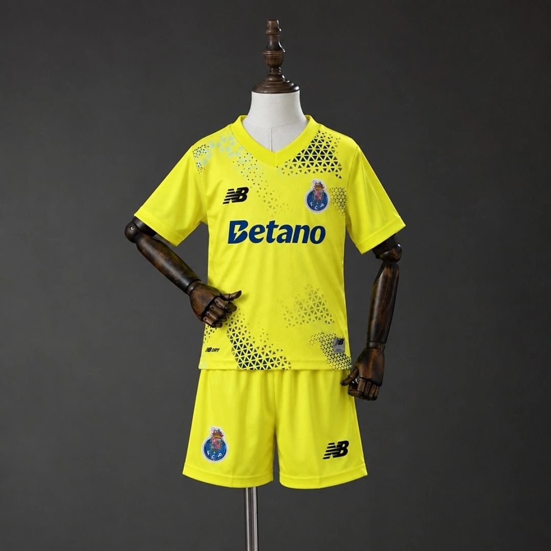2026/27 FC Porto Yellow Goalkeeper Kids Kit Soccer Jersey 16-28