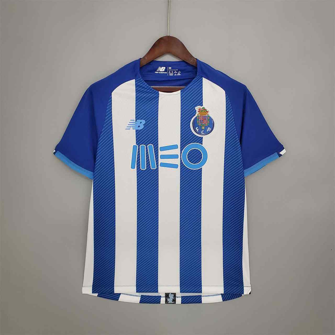 21-22 Porto home