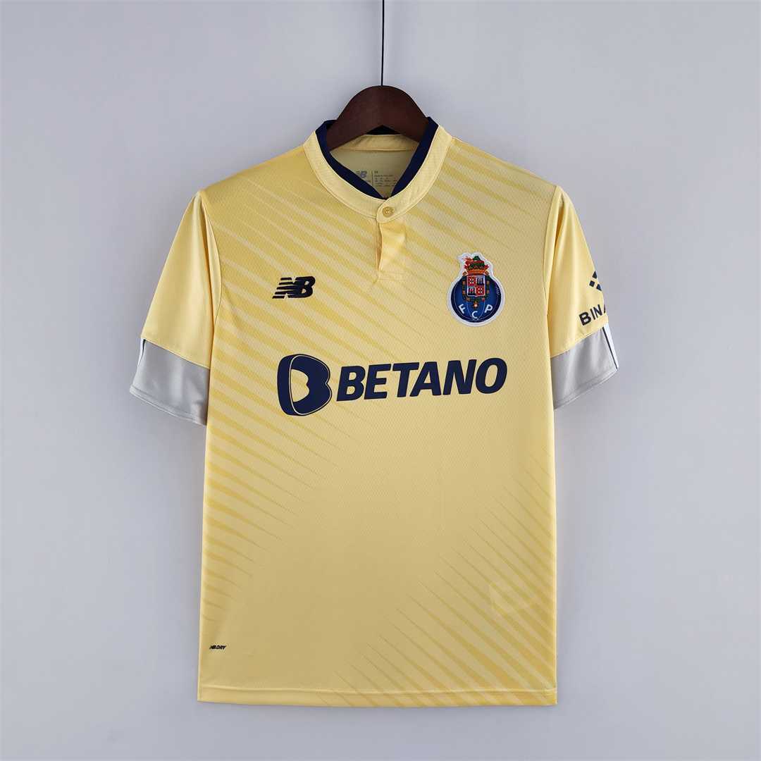22-23 Porto away