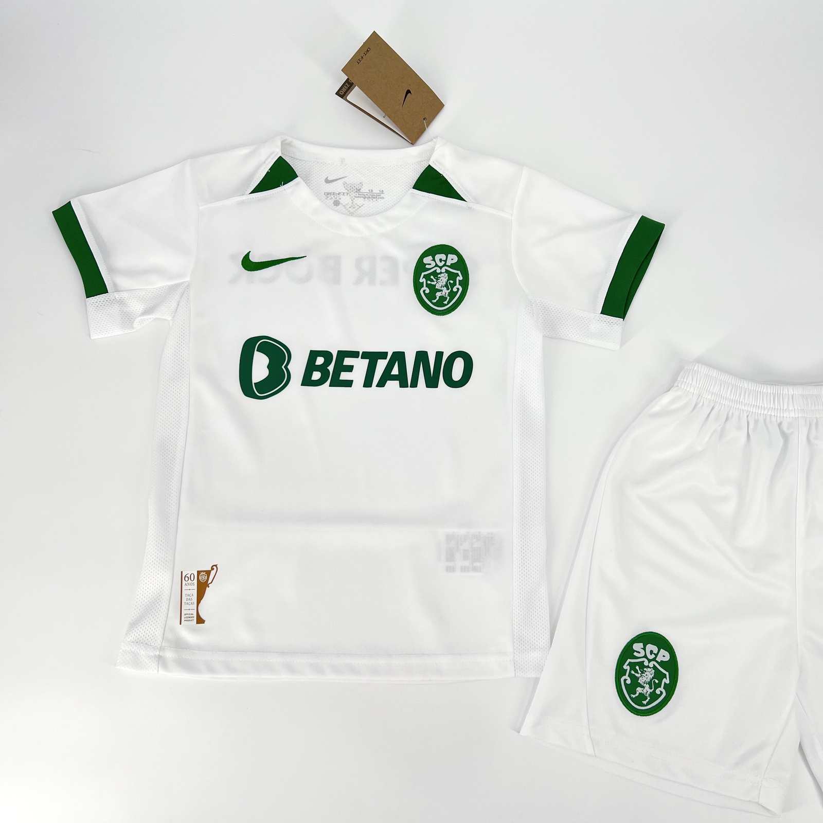 24-25 Sporting Lisbon white kid kit
