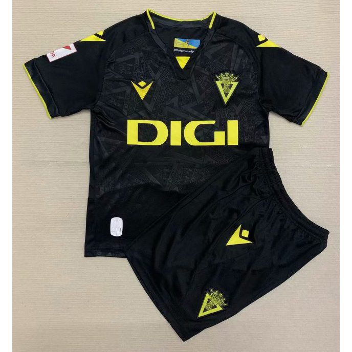 Ensemble de football enfant 23-24 Cadiz — Extérieur