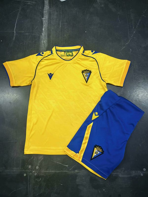 Ensemble de football enfant 25-26 Cadiz — Domicile