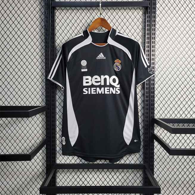 06-07 R MAD troisième tenue