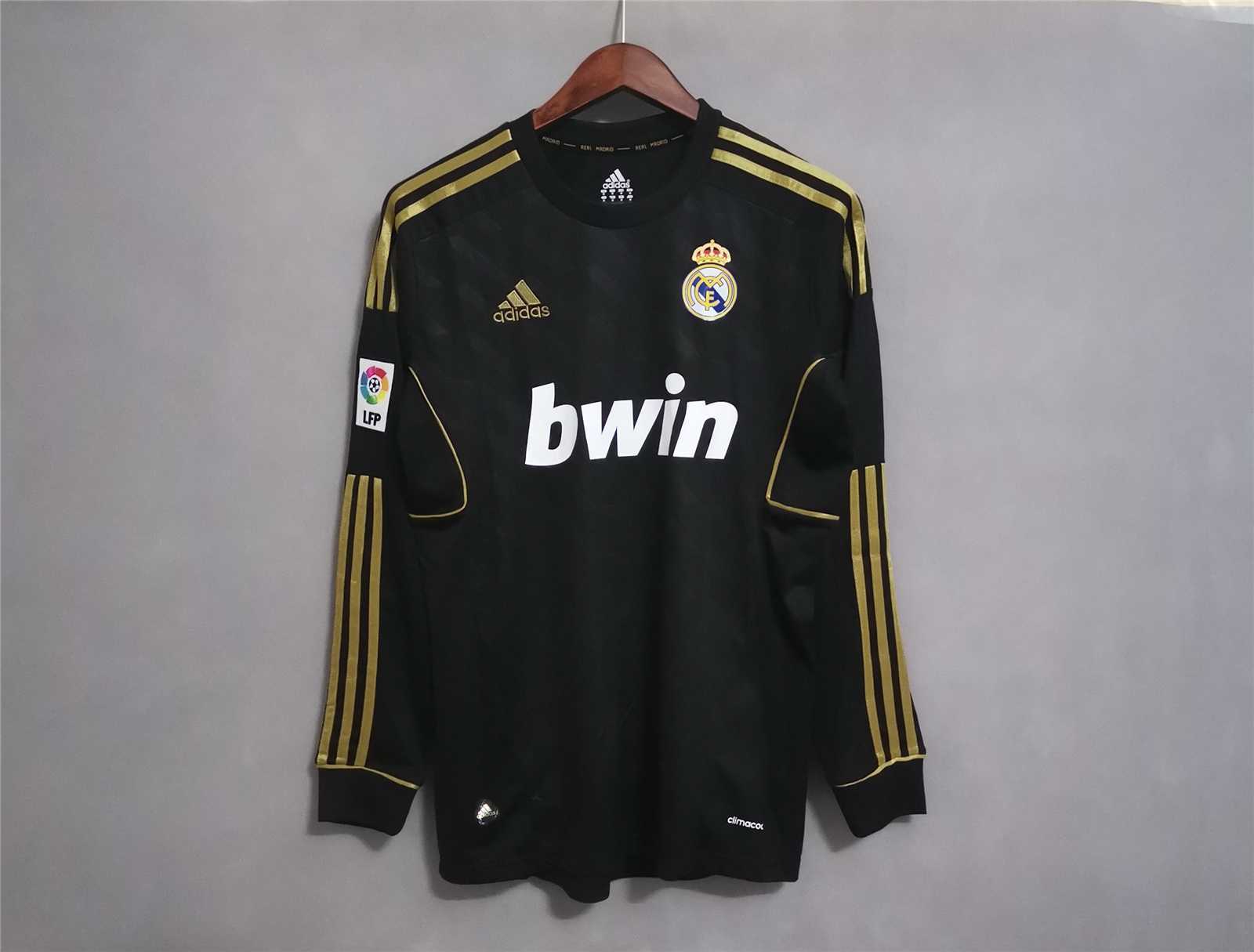11-12 R MAD away black long sleeve