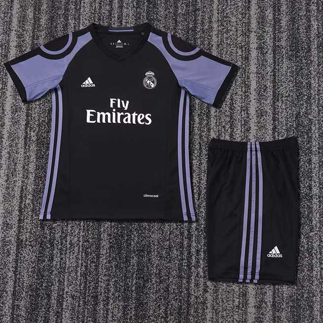 16-17 R MAD third away retro kid kit