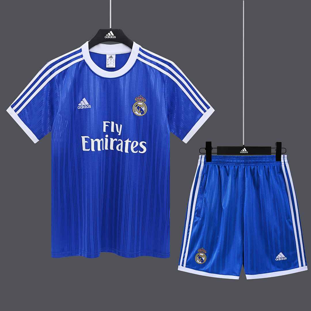 Survêtement Real Madrid bleu modèle — 2026/27 · Rétro · tailles S–2XL