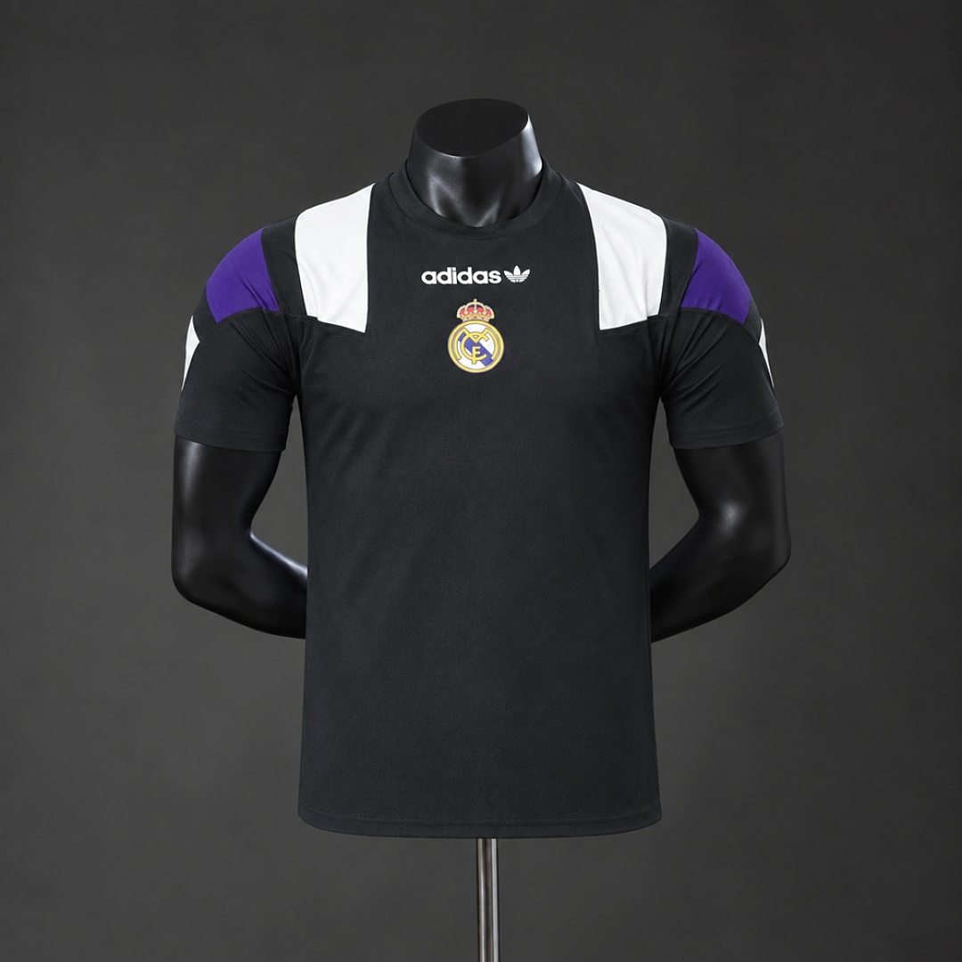 Maillot de football Real Madrid EQT noir modèle — 2026/27 · Version joueur · Rétro