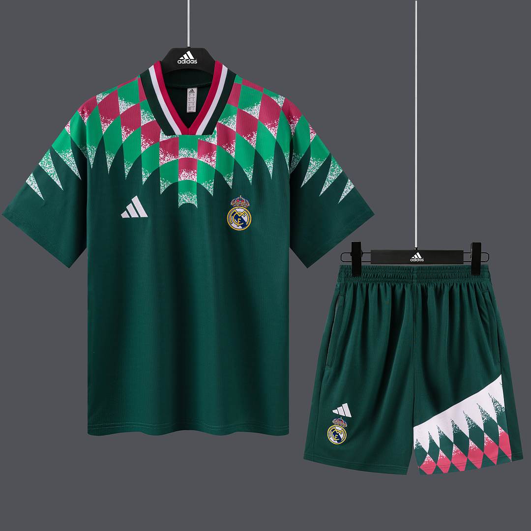 2026/27 Real Madrid Green Retro Training Suit S-2XL