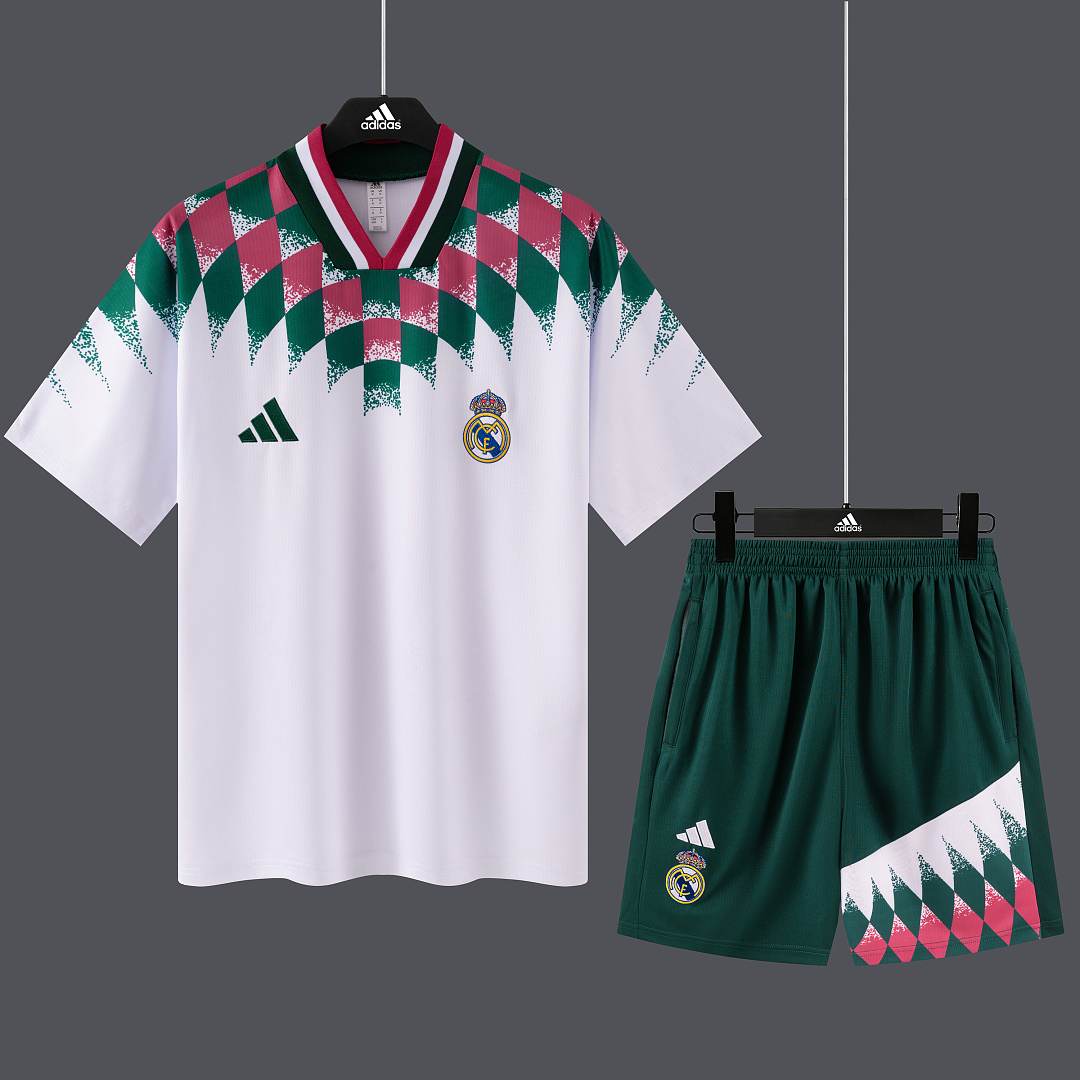 2026/27 Real Madrid White Retro Training Suit S-2XL