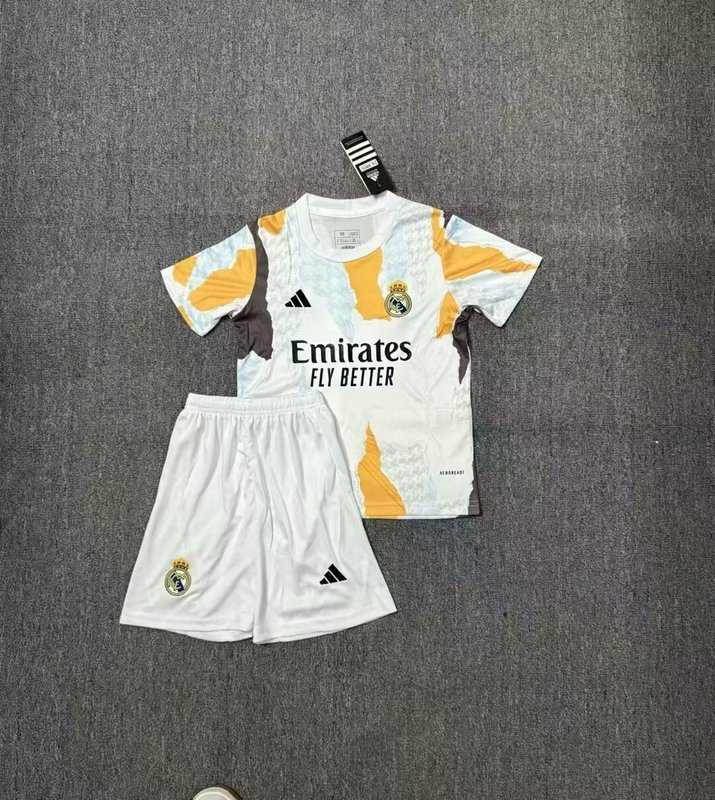 24-25 R MAD Colorblock training kid kit