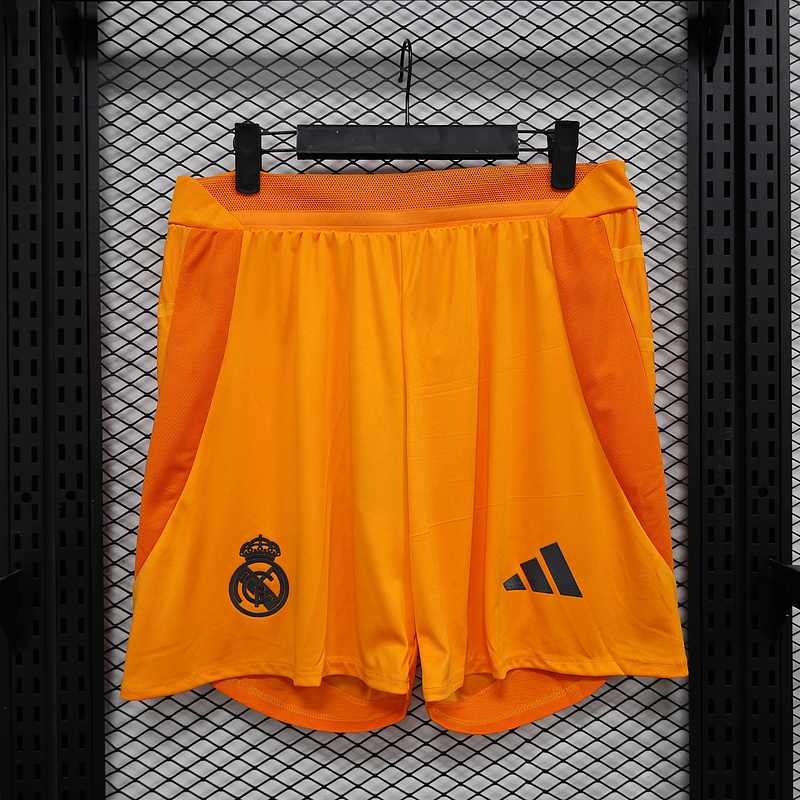 Short 24-25 R MAD — Extérieur · Version joueur