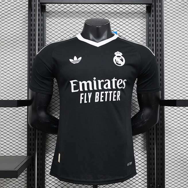 24-25 R MAD black goalkeeper player version