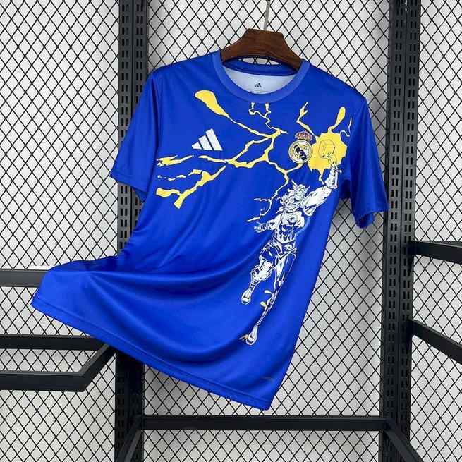 25-26 Real Madrid Pre-Match Marvel Kit