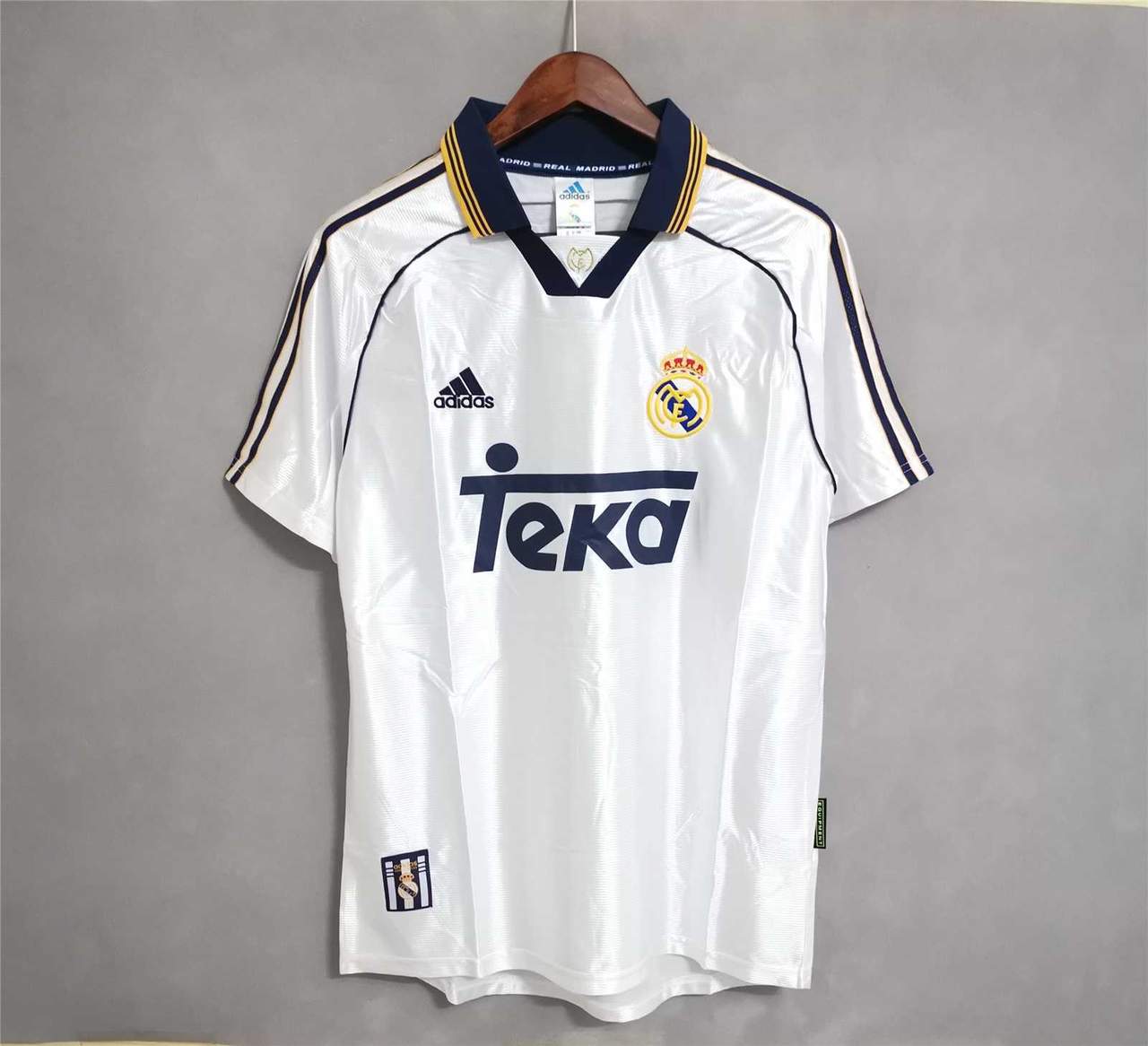 98-00 R MAD home white