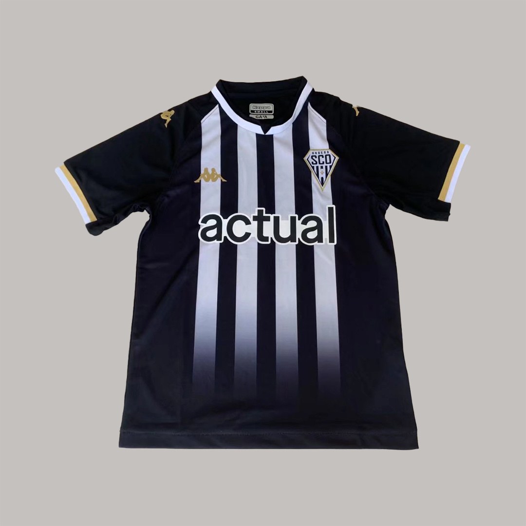 21-22 Angers SCO home