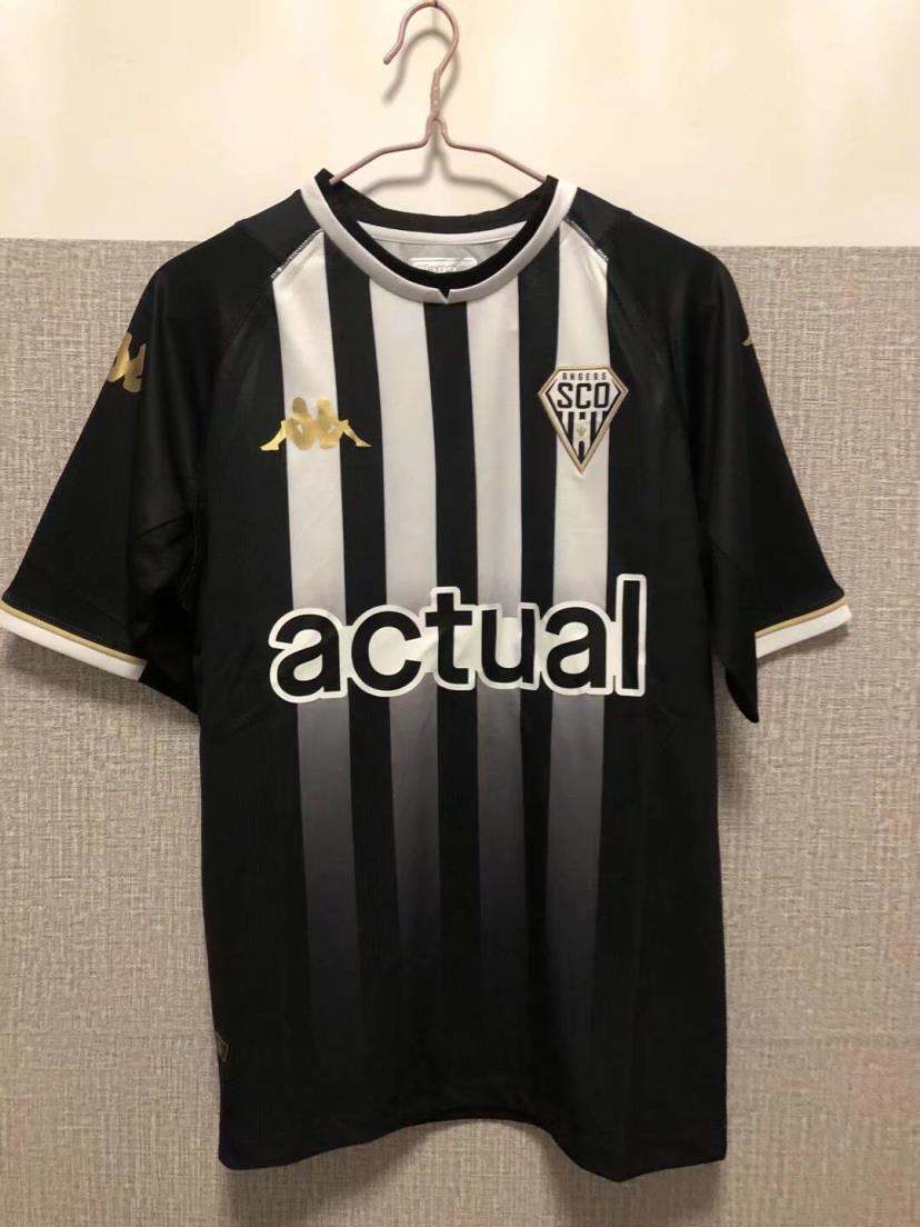 21-22 Angers SCO home