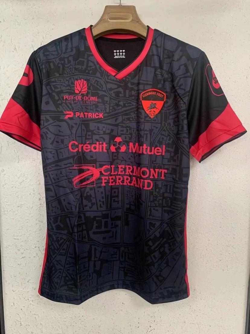 21-22 Clermont black third away
