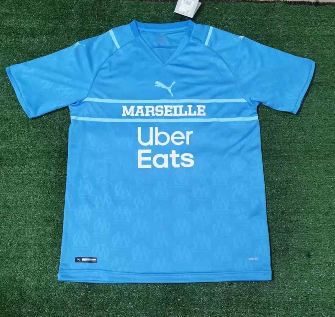 21-22 Marseille third away