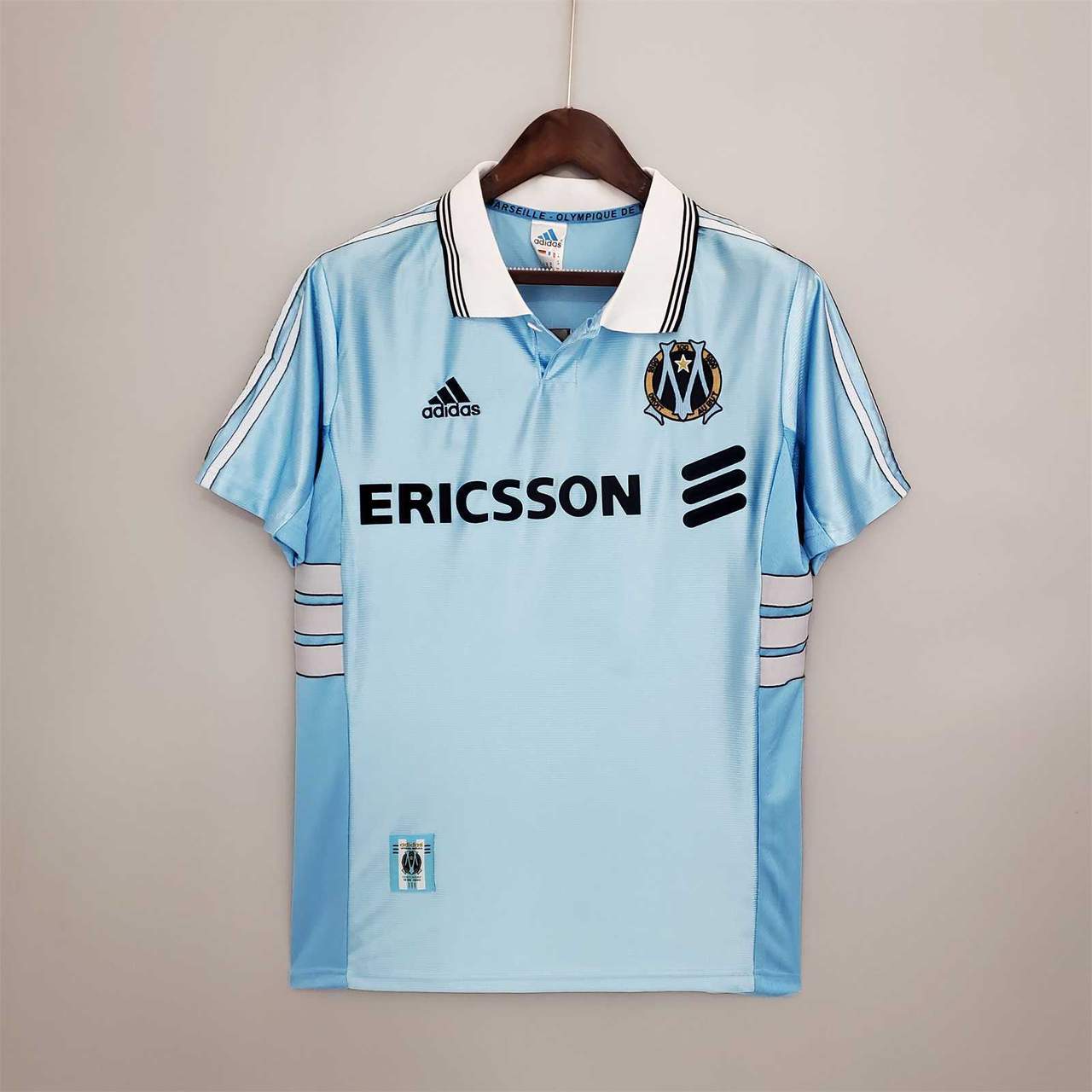 98-99 Marseille away