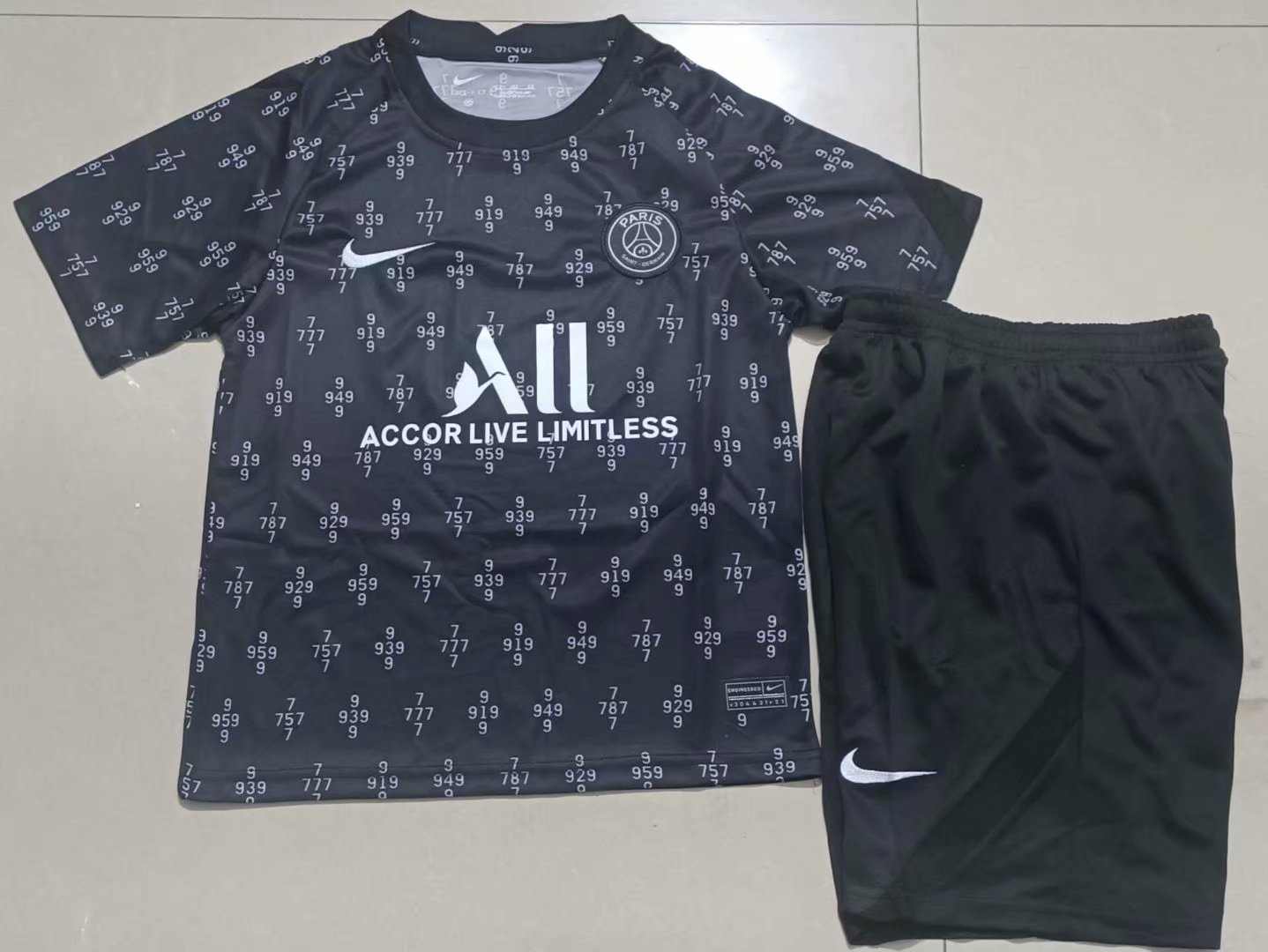 21-22 PSG black training suit