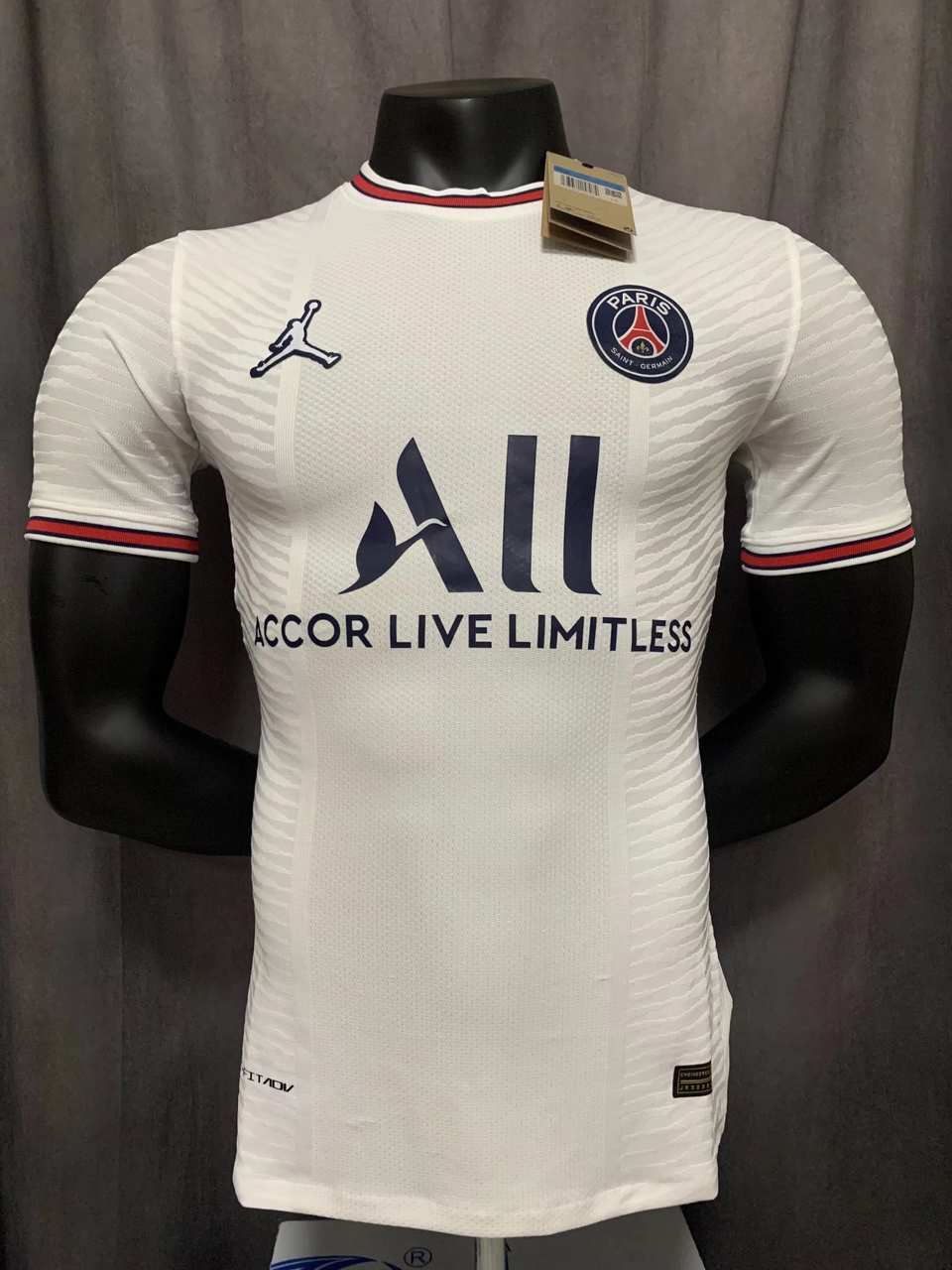 21-22 PSG fourth player version