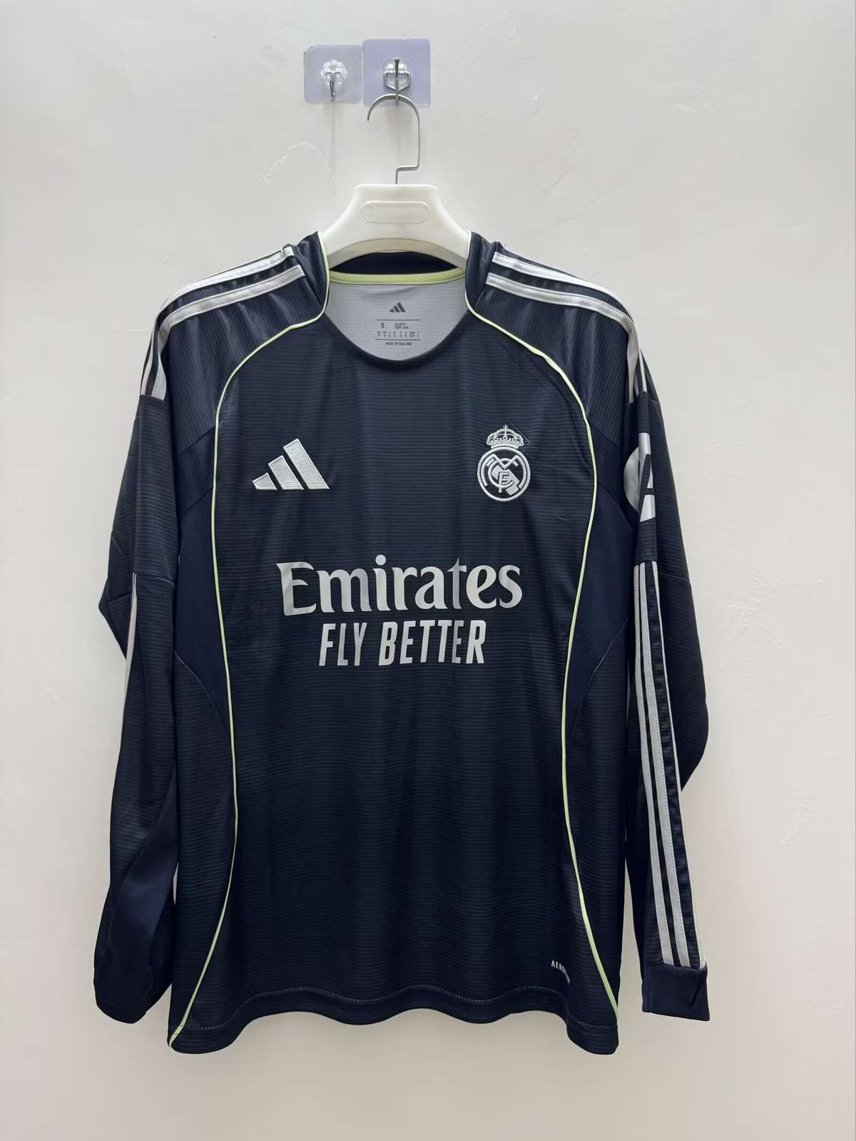25 26 Real Madrid away long sleeved shirt 25 26 皇马 客场 长袖
