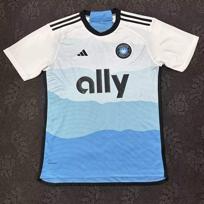 Maillot de football 24-25 Charlotte — Domicile