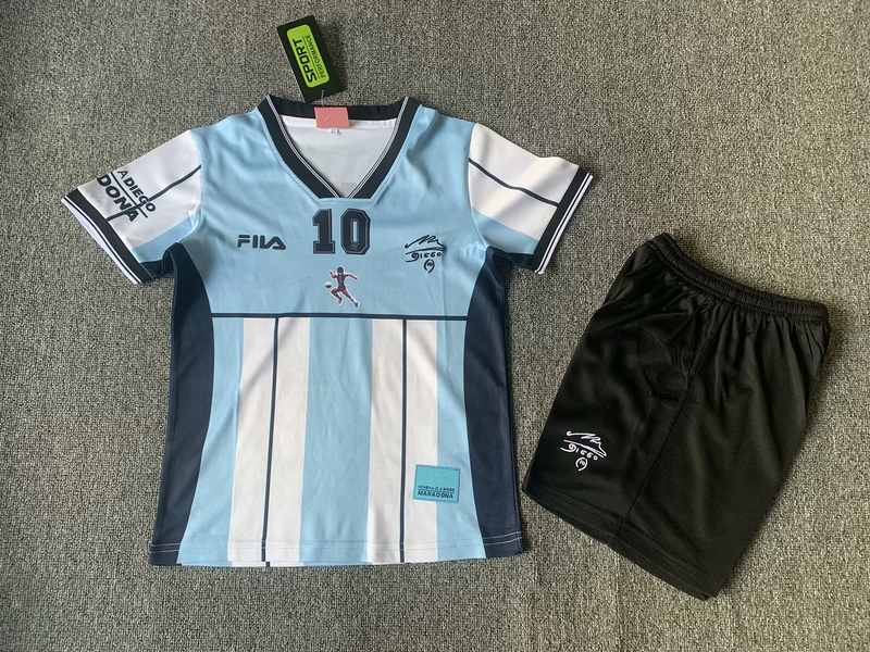 Ensemble de football enfant Argentine Maradona — 2001 · Rétro