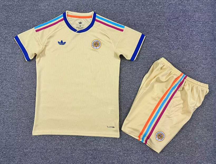 Ensemble de football enfant Curaçao — 2026 · Extérieur · tailles 16–28