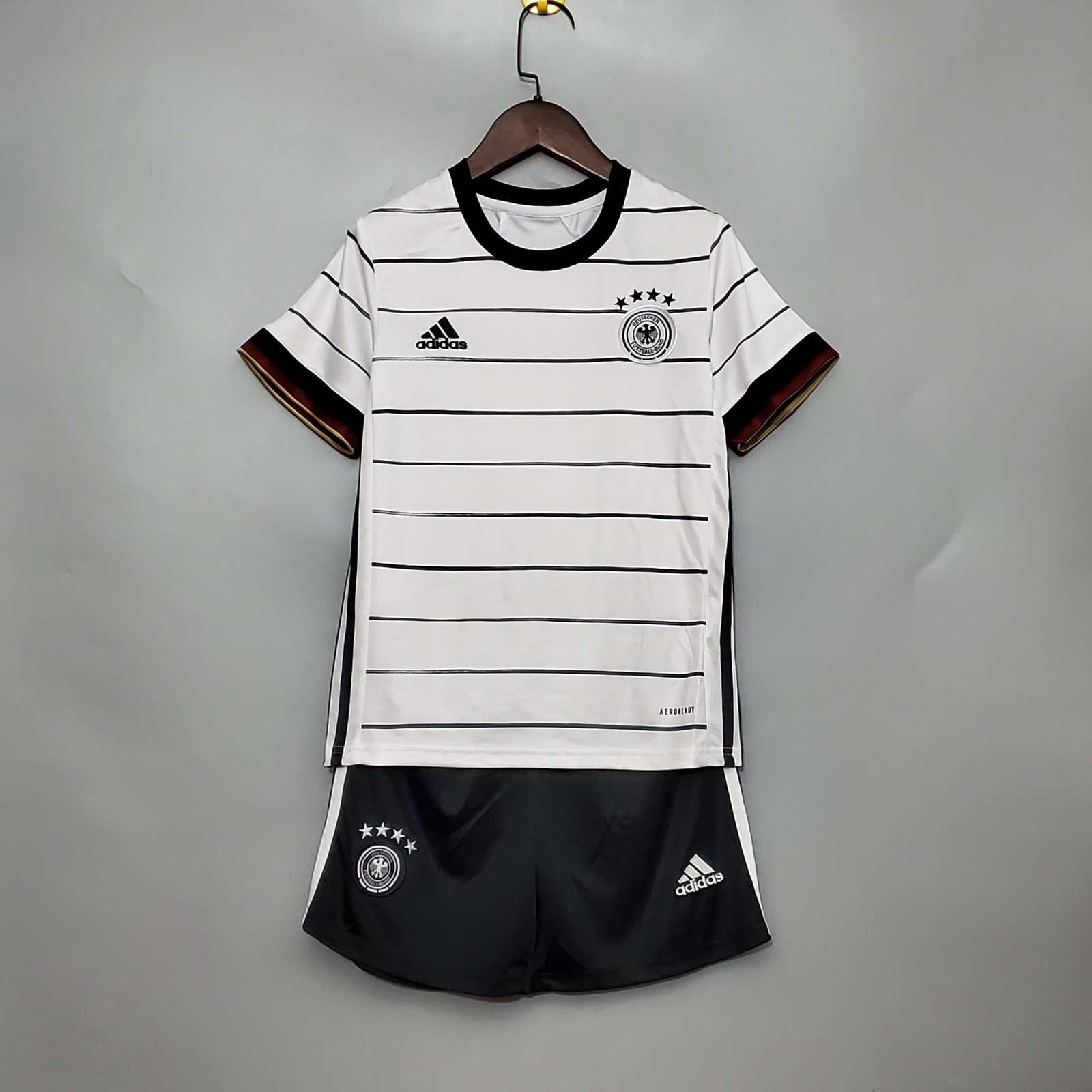 2020 Allemagne domicile blanc enfant