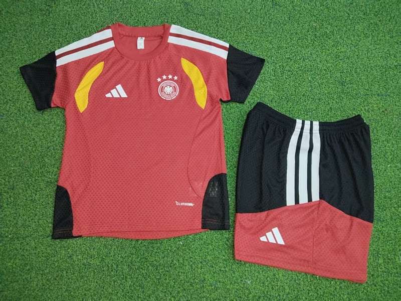 Ensemble de football enfant Allemagne rouge — 2026 · Version joueur