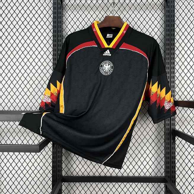 Maillot de football adulte Allemagne Coupe du monde Bringback Remixed — 2026