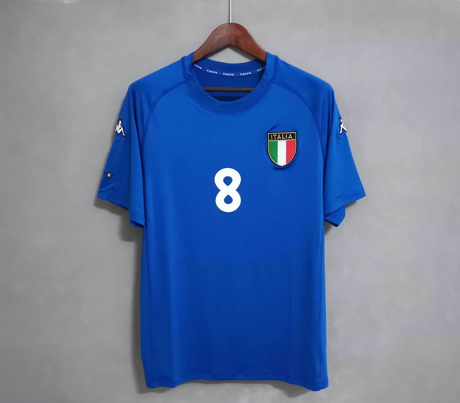 2000 Italy home blue