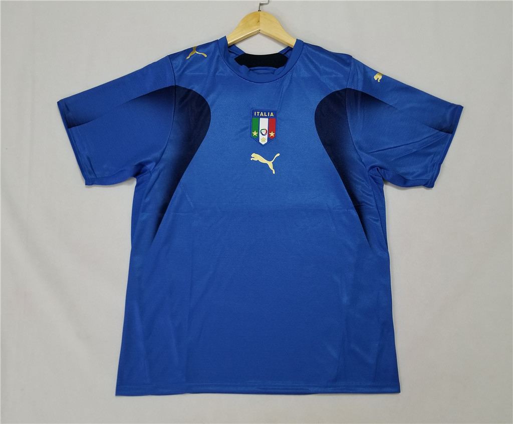 2006 Italy home blue