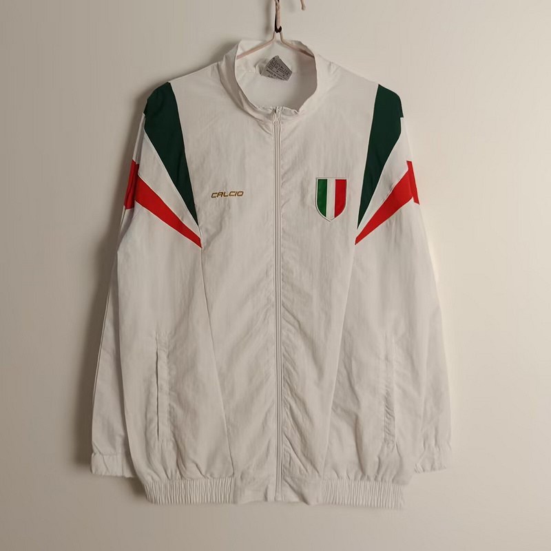 25-26 Italy white windbreaker