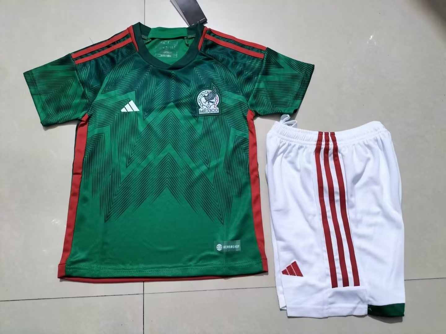 2022 Mexico home kids kit