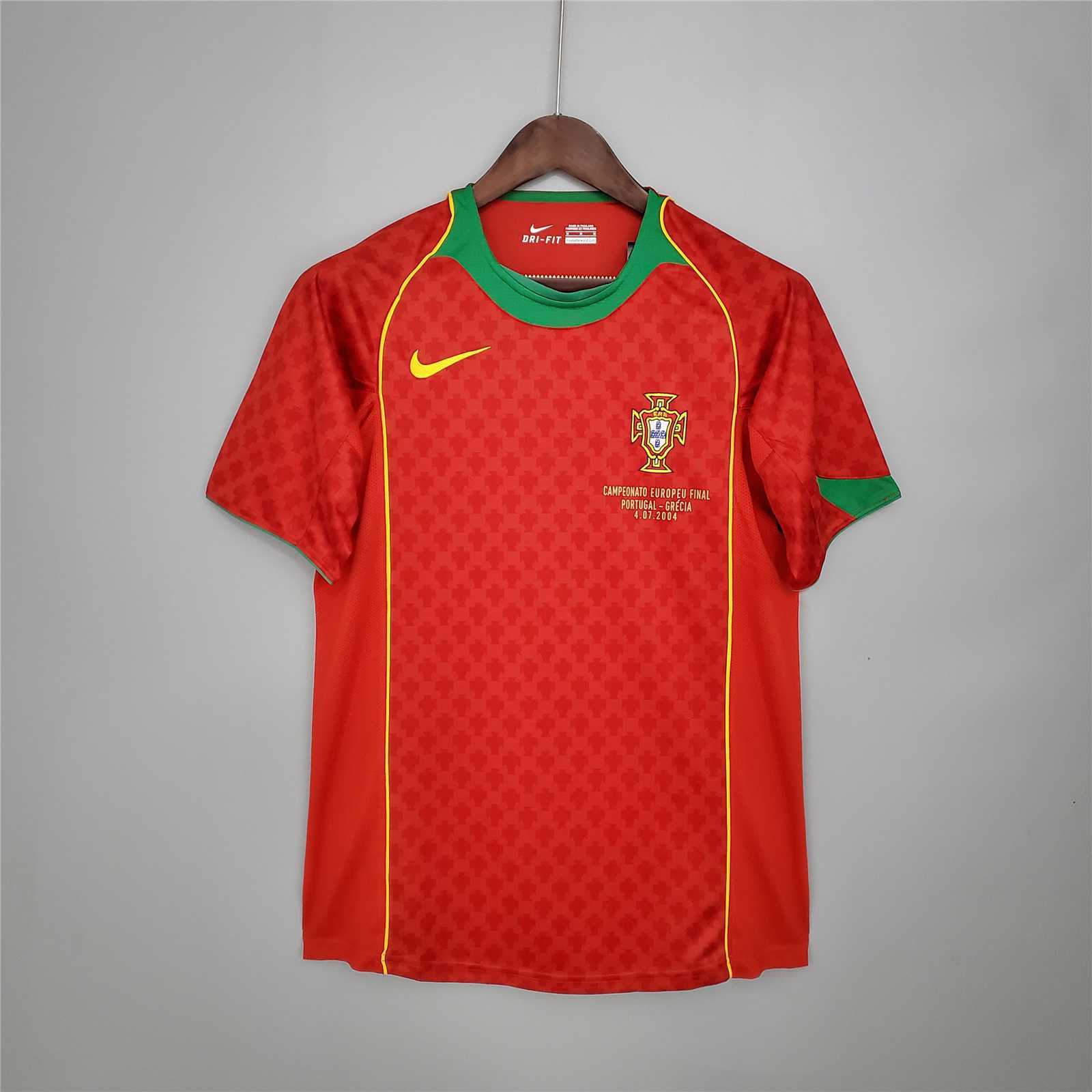 2004 Portugal domicile rouge