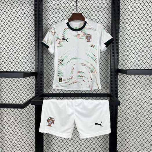 25-26 Portugal away kid kit