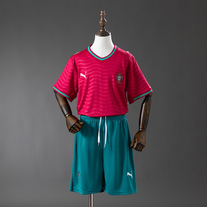 Ensemble de football enfant Portugal — 2026 · Domicile · tailles 16–28