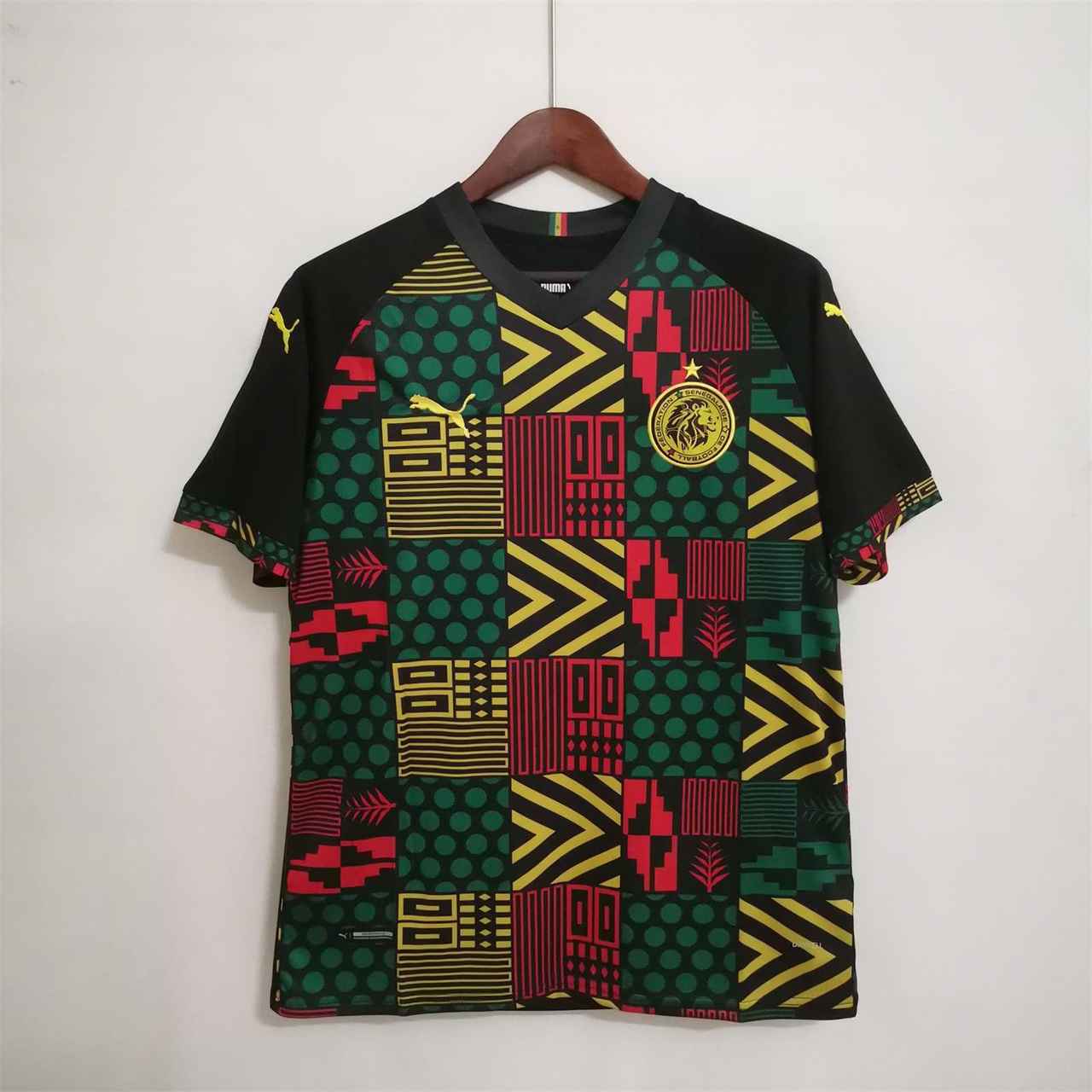 2022 Senegal black and green training shirt