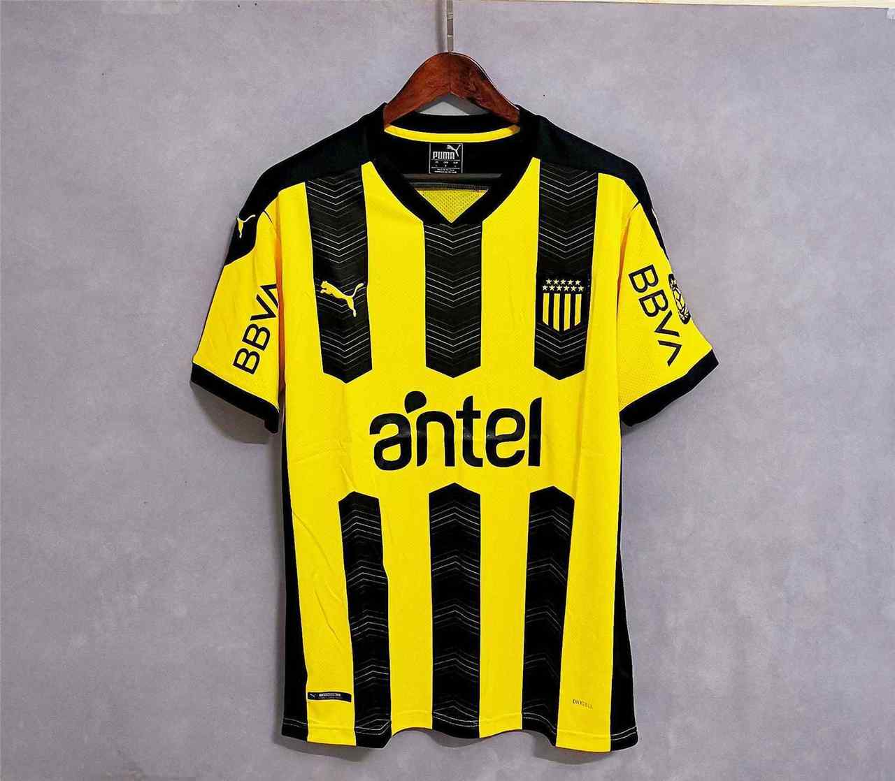 21-22 Peñarol domicile