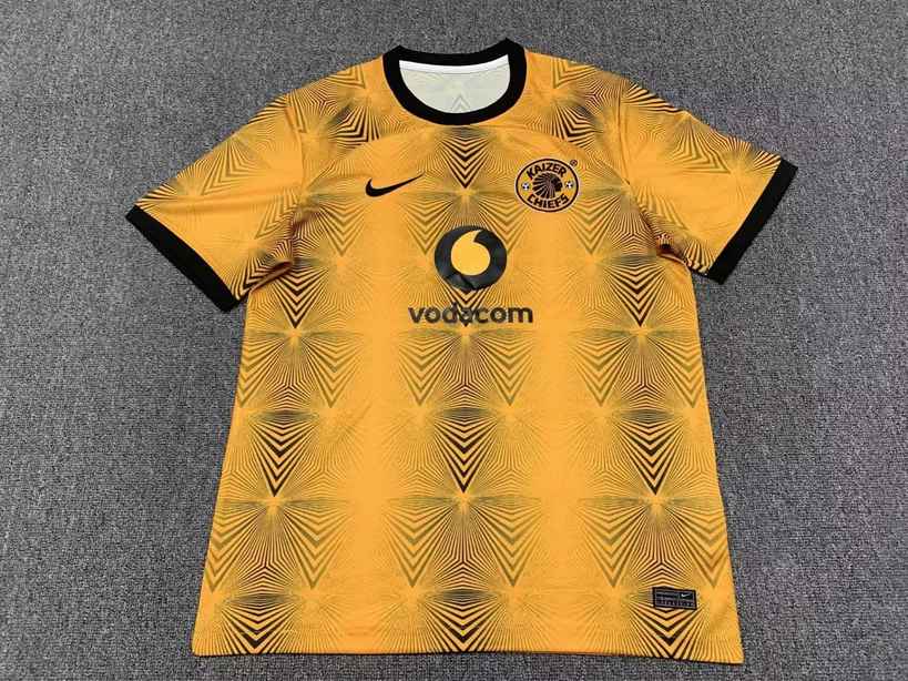 22-23 Kaizer Chiefs home