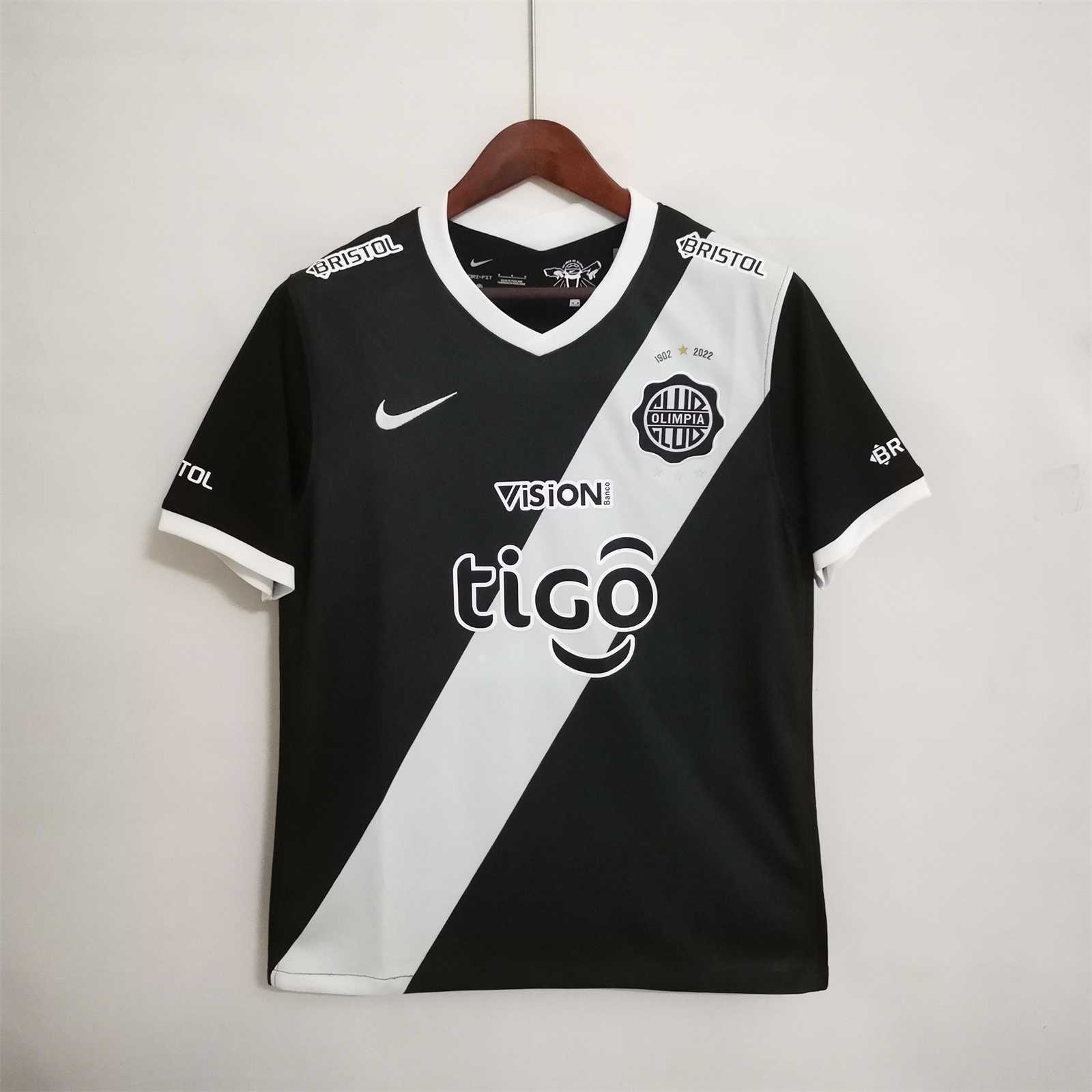 22-23 Olimpia away