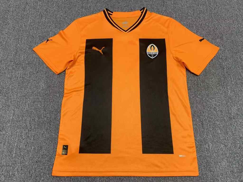 22-23 Shakhtar Donetsk home