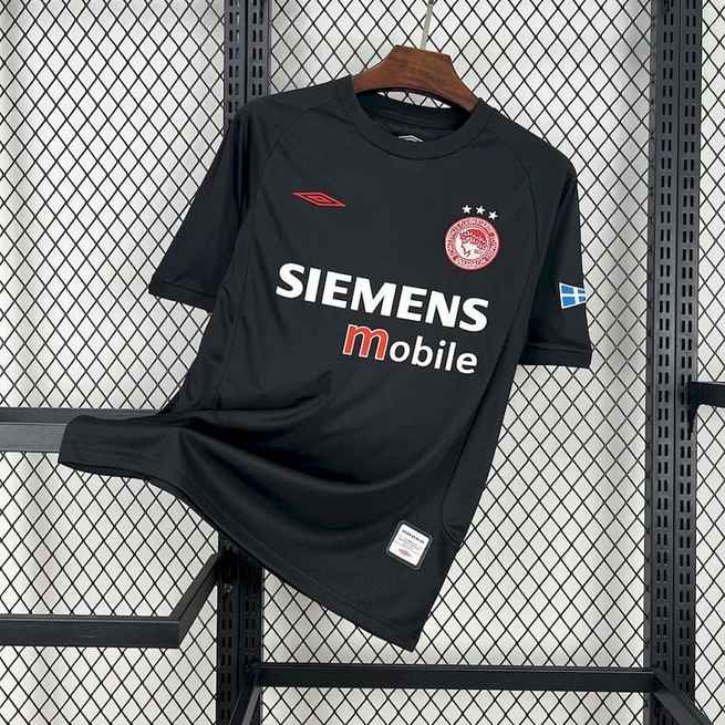 Maillot de football Olympiacos FC — 2004/05 · Extérieur · Rétro