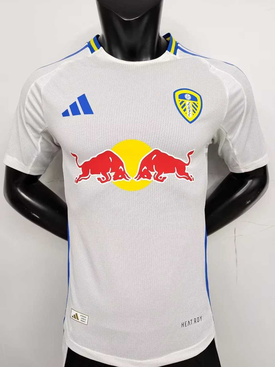 24 25 Leeds home player version 24 25 利兹联 主场 球员