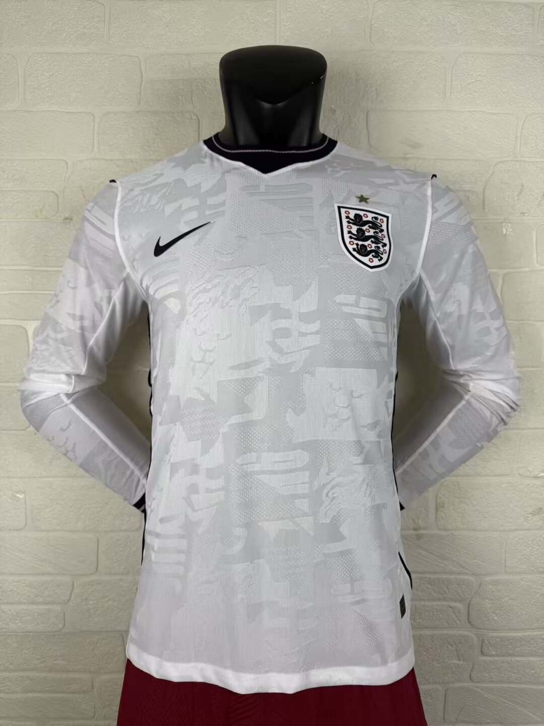 26 27 England home long sleeved Player version 26 27 英格兰 主场 长袖 球员