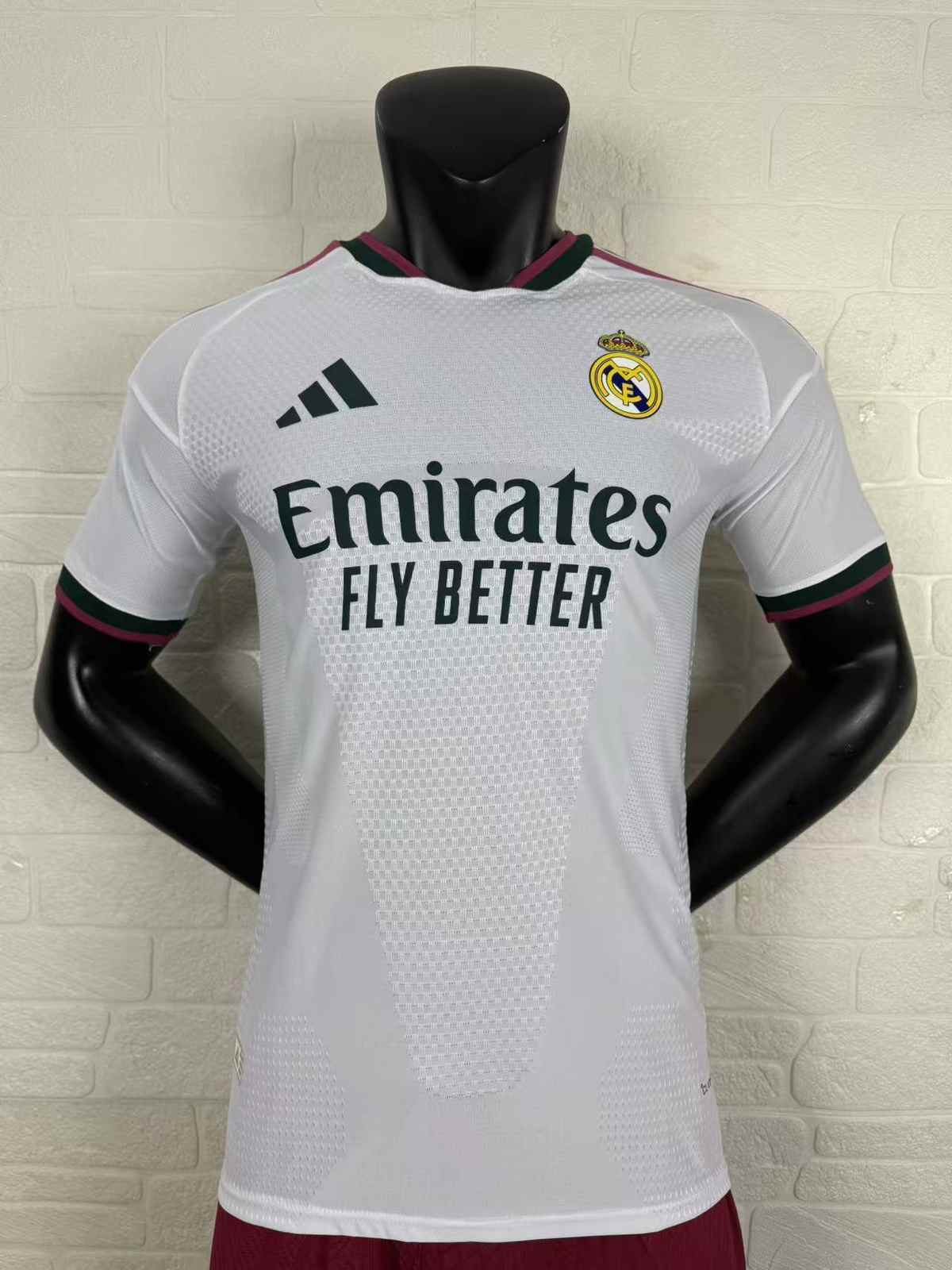 26 27 Real Madrid home Player version 26 27 皇马 主场 球员