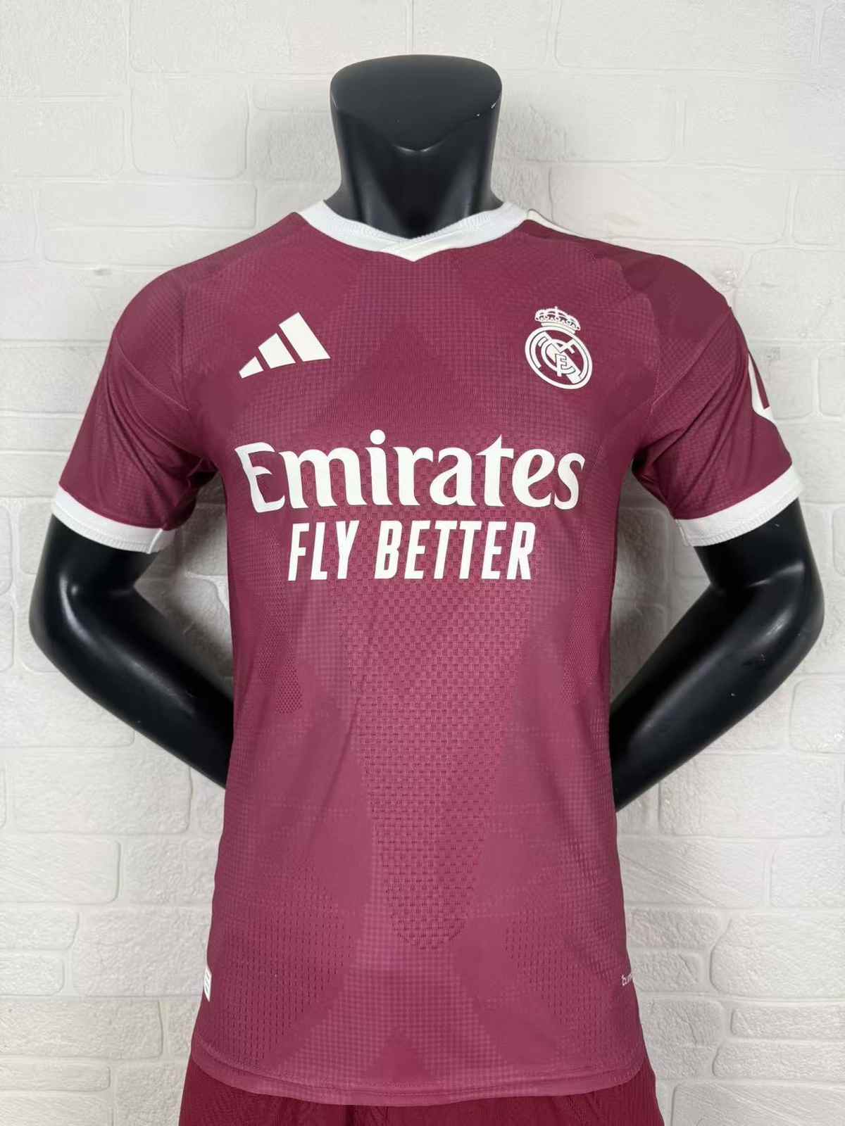 26 27 Real Madrid third away player version 26 27 皇马 二客 球员